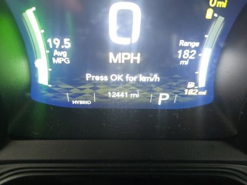 Used 2025 Jeep Wrangler Unlimited Sahara w/ Safety Group image 13