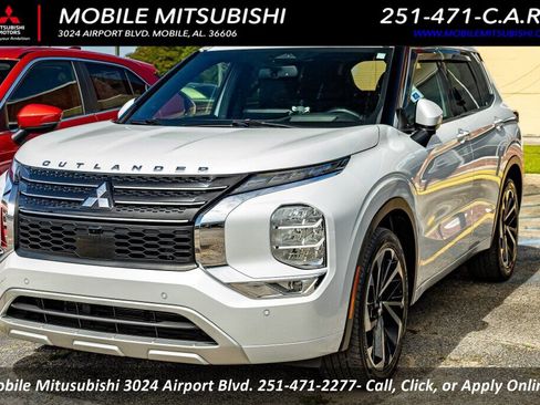 Used 2020 Mitsubishi Outlander SEL FWD image 1