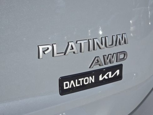 Used 2025 Nissan Rogue Platinum w/ Platinum Premium Package image 8