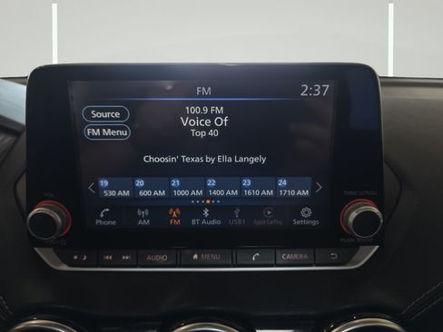 Used 2022 Nissan Sentra SV FWD image 17