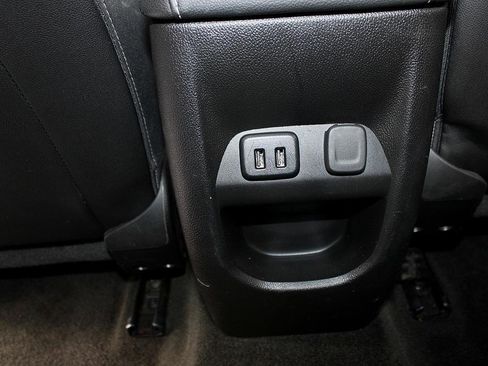 Used 2018 Chevrolet Colorado ZR2 w/ ZR2 Dusk Special Edition image 29