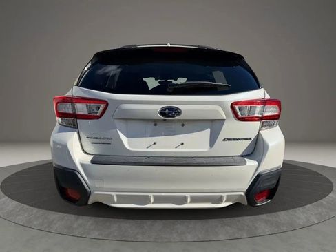 Used 2018 Subaru Crosstrek 2.0i Premium w/ Eyesight System image 6