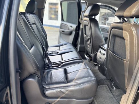 Used 2011 Chevrolet Suburban LT AWD/4WD image 25