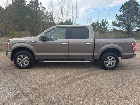 Used 2019 Ford F150 XLT w/ Equipment Group 302A Luxury image 5