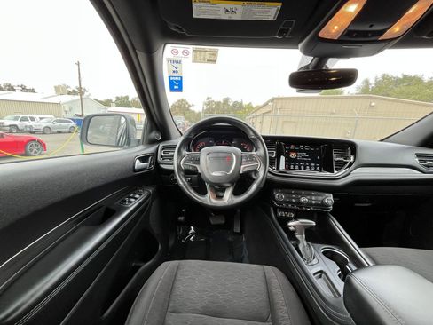 Used 2024 Dodge Durango SXT image 34