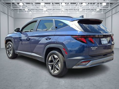 Certified 2025 Hyundai Tucson SEL AWD/4WD image 6