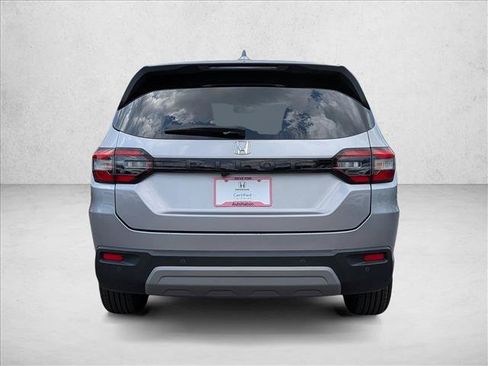Certified 2024 Honda Pilot EX-L image 7