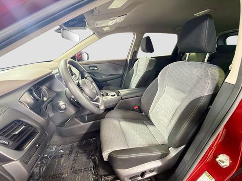 Used 2023 Nissan Rogue SV AWD/4WD image 21
