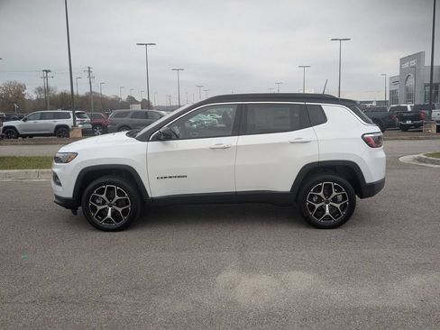 New 2026 Jeep Compass Limited w/ Sun, Sound & Navigation Group AWD/4WD image 2