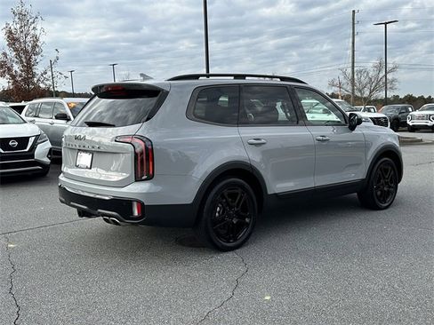 Used 2025 Kia Telluride EX X-Line image 8
