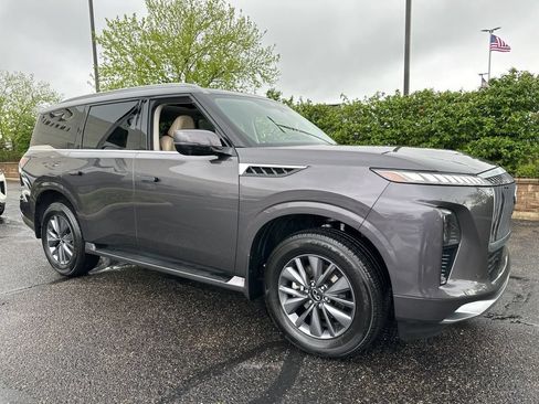 Certified 2026 INFINITI QX80 Pure w/ Cargo Package AWD/4WD image 16