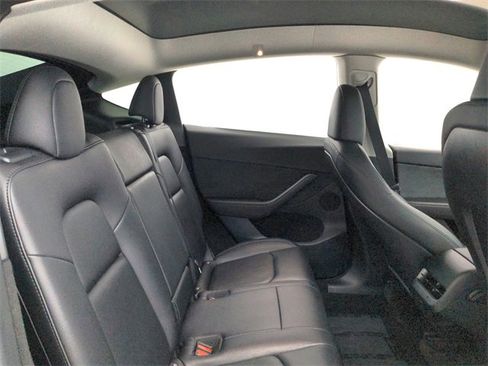 Used 2023 Tesla Model Y Performance image 41