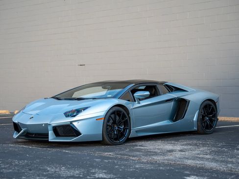 Used 2013 Lamborghini Aventador LP 700-4 image 11