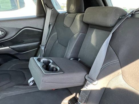 Certified 2020 Jeep Cherokee Latitude image 23