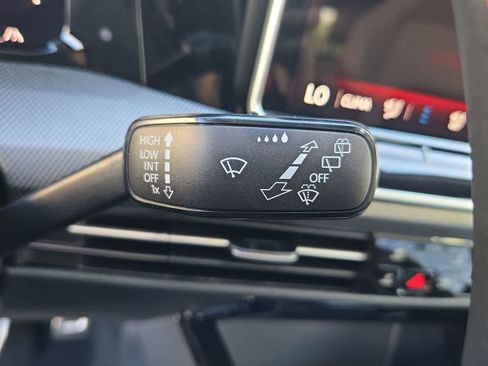 New 2026 Volkswagen GTI SE FWD image 26