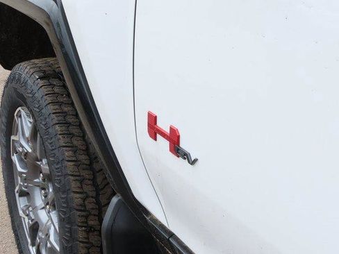 New 2025 GMC Hummer EV 3X w/ LPO, Sport Package image 16