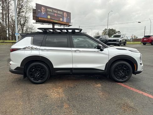 New 2026 Mitsubishi Outlander Trail Edition image 5