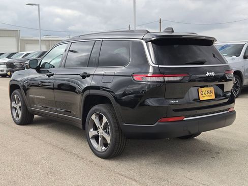 New 2026 Jeep Grand Cherokee L Limited AWD/4WD image 5