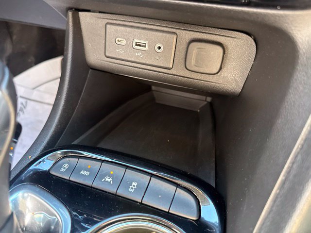 Used 2021 Buick Encore GX Select w/ Experience Buick Package AWD/4WD image 23