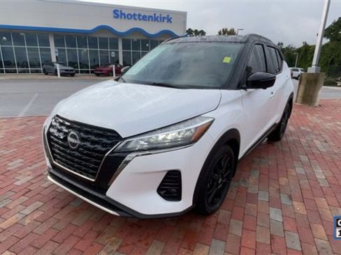 Used 2024 Nissan Kicks SR image 5