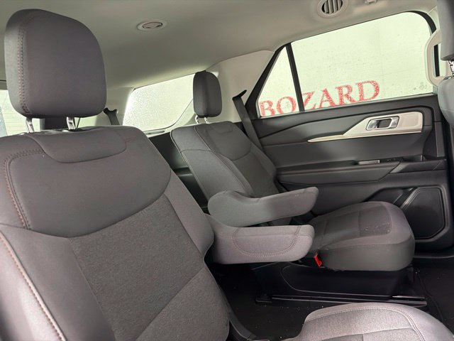 Used 2026 Ford Explorer Active RWD image 38
