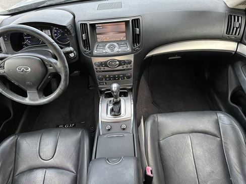 Used 2013 INFINITI G37 Journey w/ Premium Pkg image 12