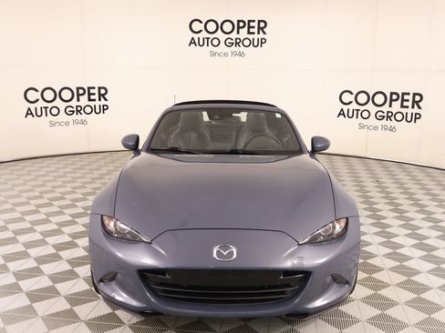 Used 2020 MAZDA MX-5 Miata RF Grand Touring RWD image 10