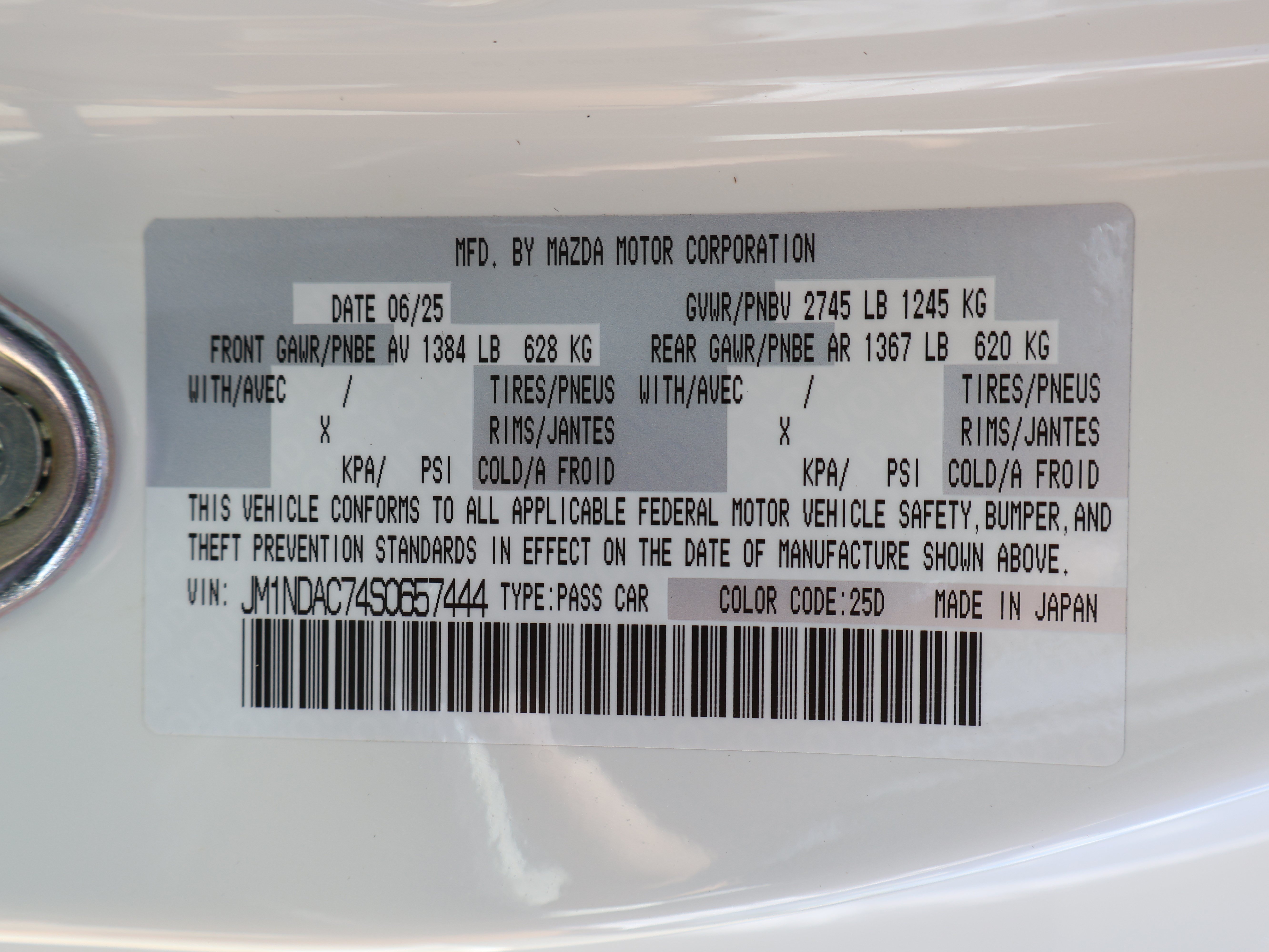 Certified 2025 MAZDA MX-5 Miata Club RWD image 32