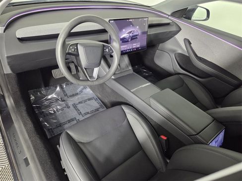 Used 2025 Tesla Model 3 Long Range image 11