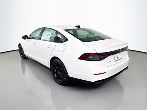 New 2025 Honda Accord SE image 7