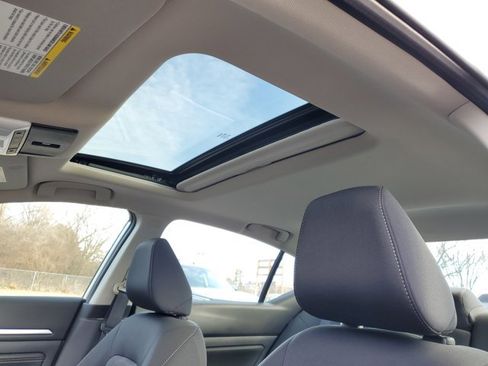 Certified 2019 Nissan Altima 2.5 SV image 7