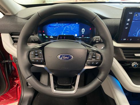 New 2026 Ford Explorer Platinum w/ LUX Leather Package image 20