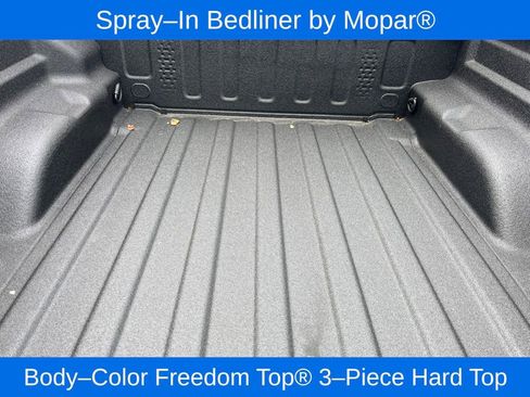 New 2025 Jeep Gladiator Mojave w/ Convenience Group image 26