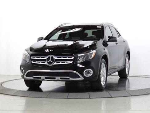 Used 2018 Mercedes-Benz GLA 250 4MATIC image 3