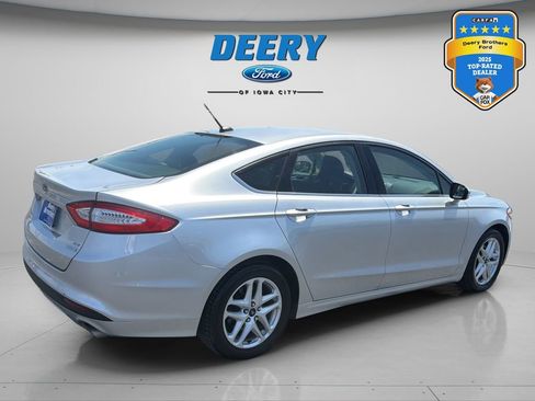 Used 2014 Ford Fusion SE FWD image 6