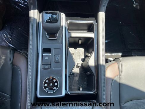 Used 2025 Nissan Pathfinder Platinum w/ Cargo Package AWD/4WD image 10