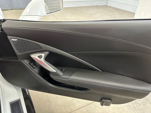 Used 2019 Chevrolet Corvette Stingray Coupe w/ Battery Protection Package image 21
