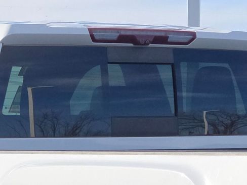 Used 2021 GMC Sierra 3500 Denali w/ Technology Package image 17