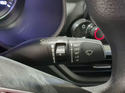 Used 2023 Kia Forte LXS image 36