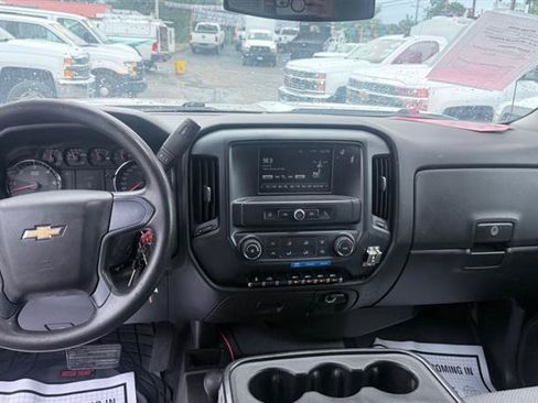 Used 2019 Chevrolet Silverado 2500 W/T w/ WT Convenience Package AWD/4WD image 16
