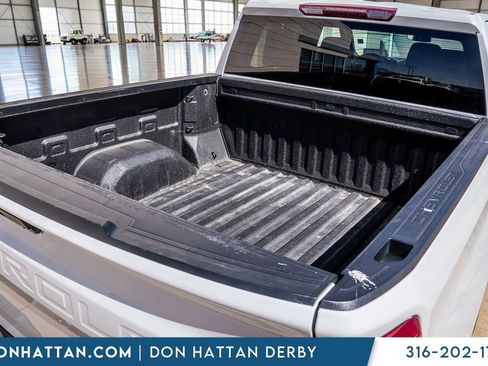 Used 2021 Chevrolet Silverado 1500 RST w/ Z71 Off-Road Package image 25