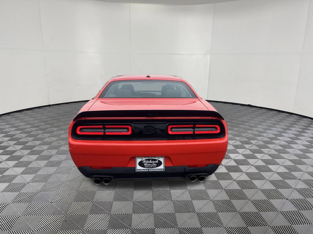 Used 2019 Dodge Challenger R/T RWD image 7