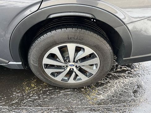 Used 2021 Subaru Outback image 12