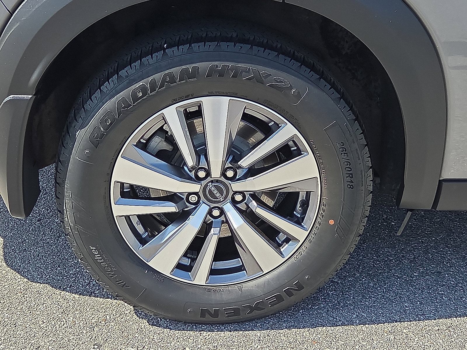 Used 2022 Nissan Pathfinder SL FWD image 7