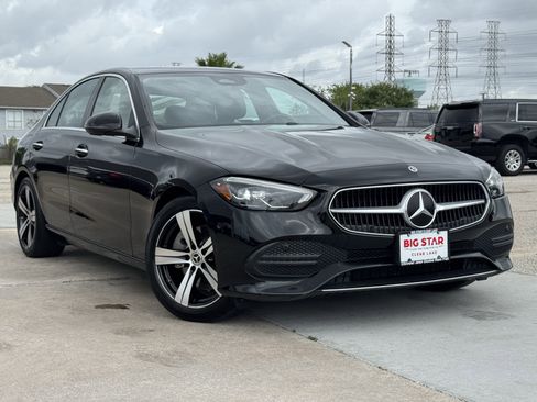 Used 2025 Mercedes-Benz C 300 4MATIC Sedan image 2