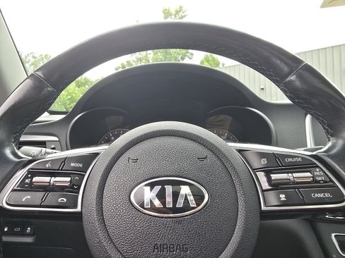 Used 2019 Kia Optima EX w/ EX Premium Package FWD image 24