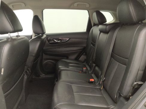 Used 2020 Nissan Rogue SL AWD/4WD image 18