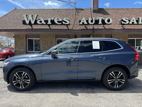 Used 2020 Volvo XC60 T5 Momentum AWD/4WD image 1