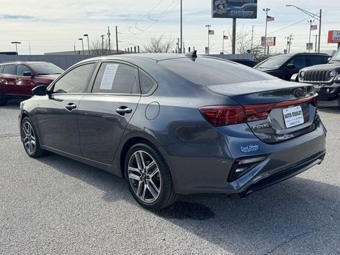 Used 2019 Kia Forte S image 4