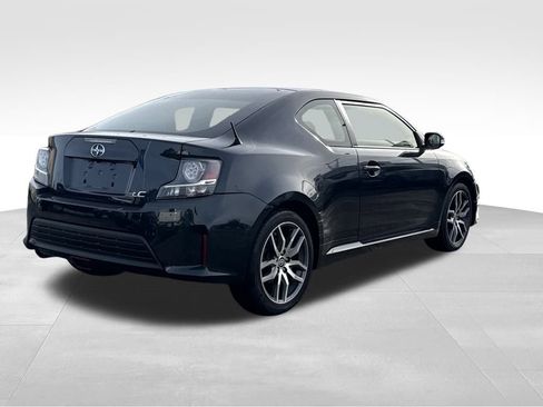 Used 2015 Scion tC image 5